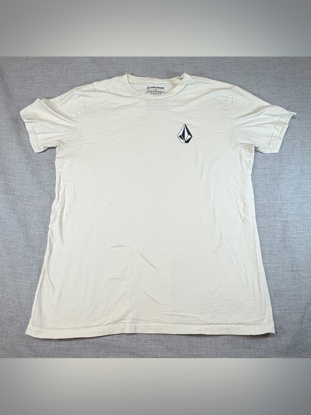 Volcom Men's Tee with Black Logo